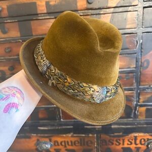 Velvet Feather Trim Vintage Fedora Hat — Olive Green